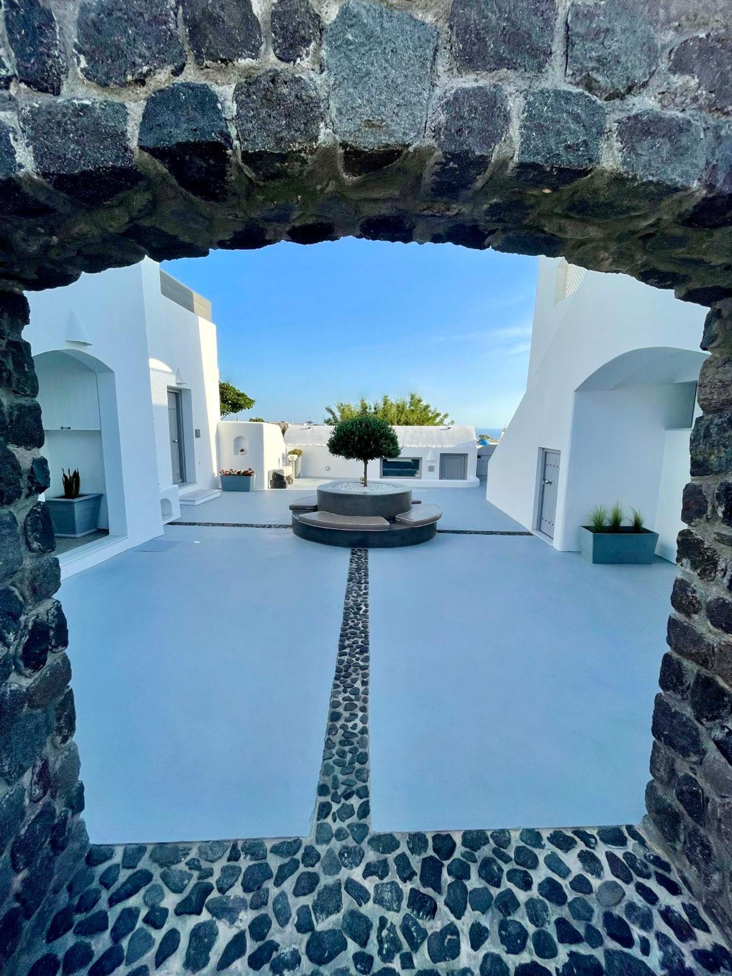 White Harmony Suites Мегалохори Екстериор снимка